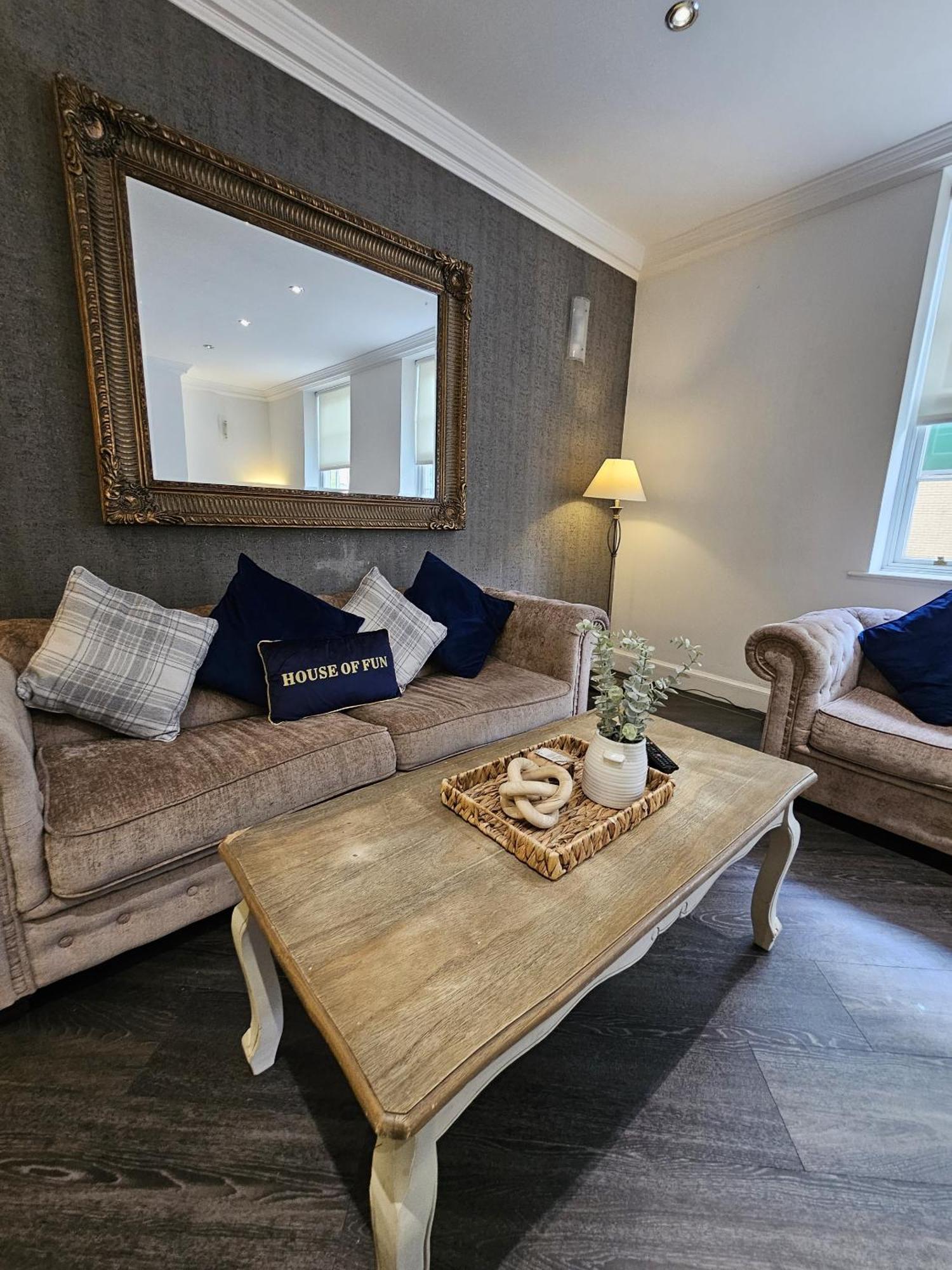 Customs House Bed & Breakfast Liverpool