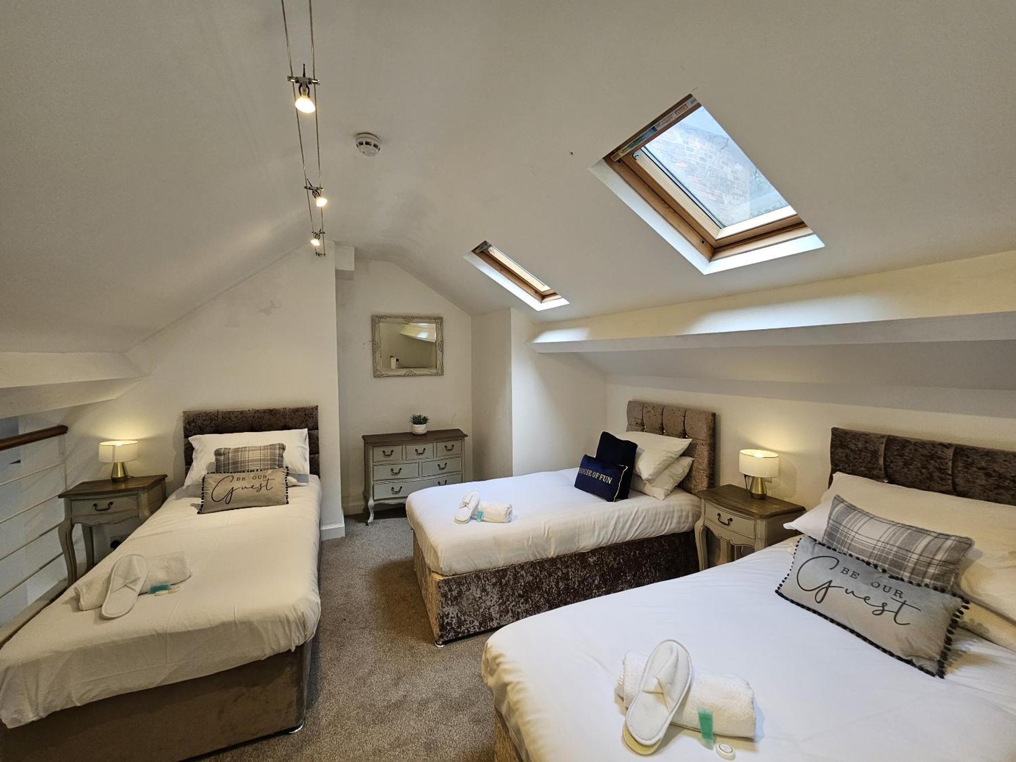 Bed & Breakfast Customs House Liverpool